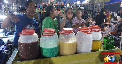 SIGHTS OF CAGAYAN DE ORO CITY & NORTHERN MINDANAO - Mobile Refreshment Vendors at the Night Market Photo by Sir Dieter Sokoll, KOR